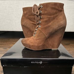 Boutique 9 booties